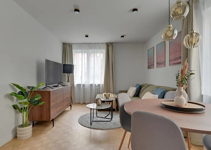 Old Town Warzywnicza By Downtown Gdansk